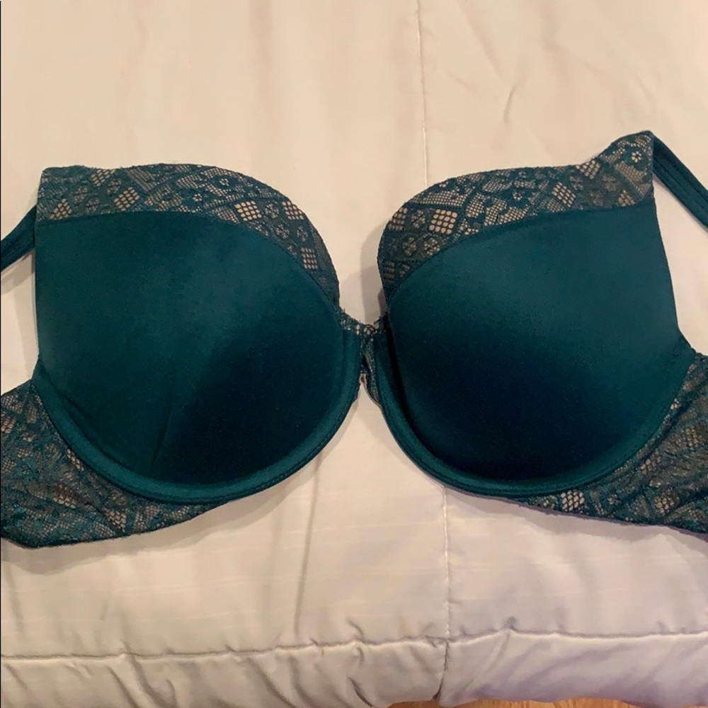 Body by Victoria Victoria secret bra